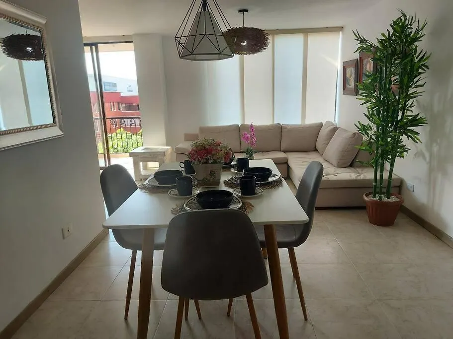 3 Habitaciones, Hermoso Apartamento, Exelente Ubicacion En El Sur De Cali Apartamento